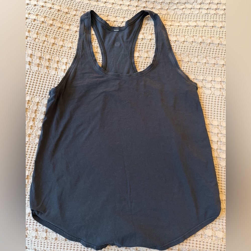 Lululemon tank top, size 6